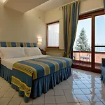 מלון Poseidon -boutique Hotel- סלרנו