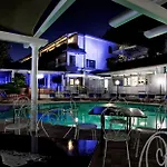 מלון Poseidon -boutique Hotel- 4*