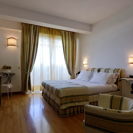 Poseidon -boutique Hotel- 4* Salerno