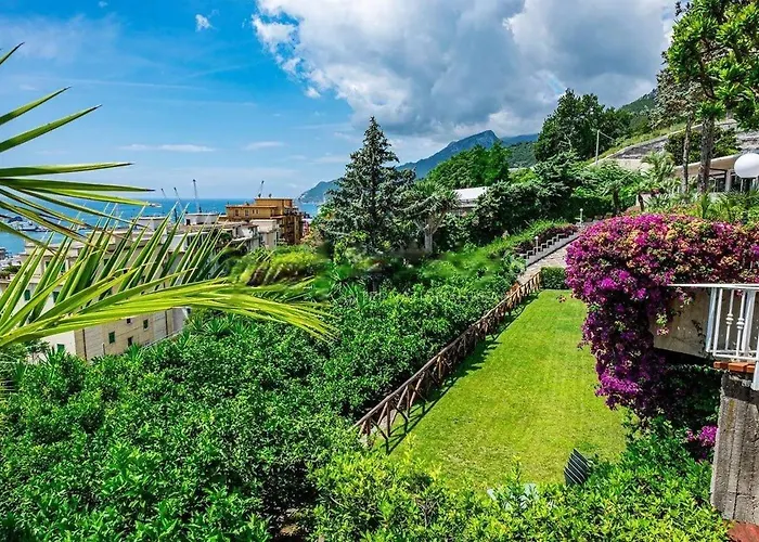 Poseidon -boutique Hotel- 4*