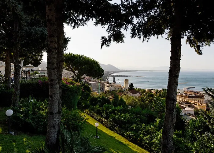 Poseidon -boutique Hotel- 4* Salerno
