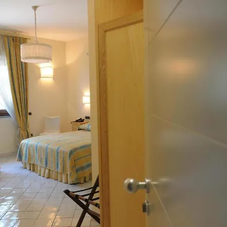 Poseidon -boutique Hotel- Salerno