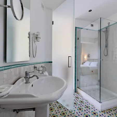 Poseidon -boutique Hotel- Szálloda Salerno