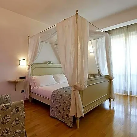 Poseidon -boutique Hotel-