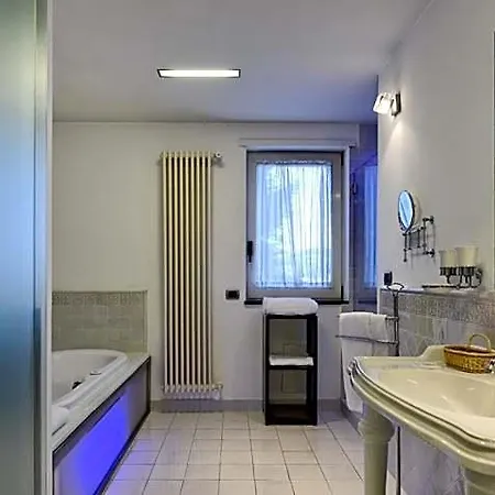 Poseidon -boutique Hotel- Otel 4*