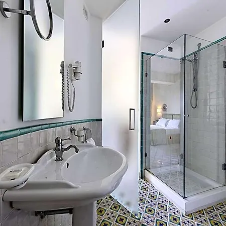 Poseidon -boutique Hotel-