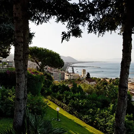 Poseidon -boutique Hotel- 4* Salerno