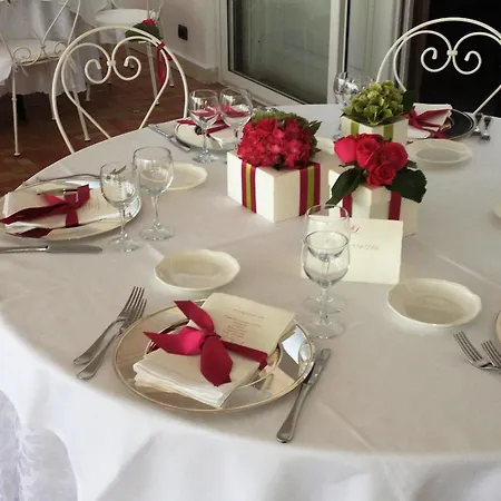 Poseidon -boutique Hotel- 4* Salerno