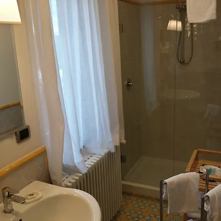 Poseidon -boutique Hotel- Salerno