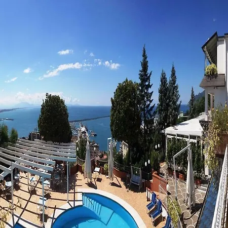 Poseidon -boutique Hotel- Hotel Salerno